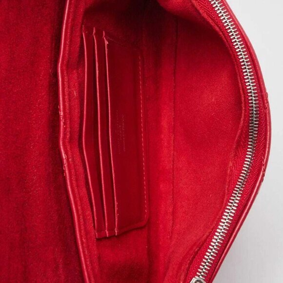 Louis Vuitton Red Quilted Leather New Wave Chain Pochette Bag - Picture 9 of 12